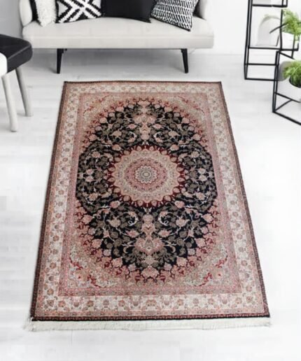 Oriental Woollen Carpet (6' x 9' ft.)