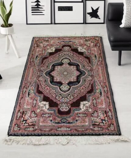 Oriental Woollen Carpet (3′ x 5′ Ft)
