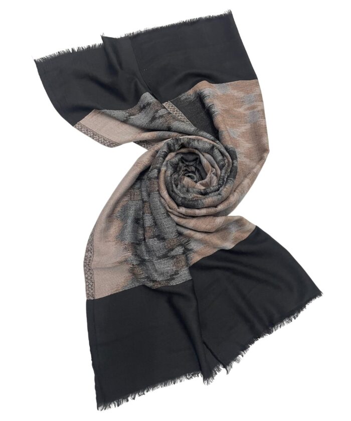 Stole Ikat Reversible - Image 4