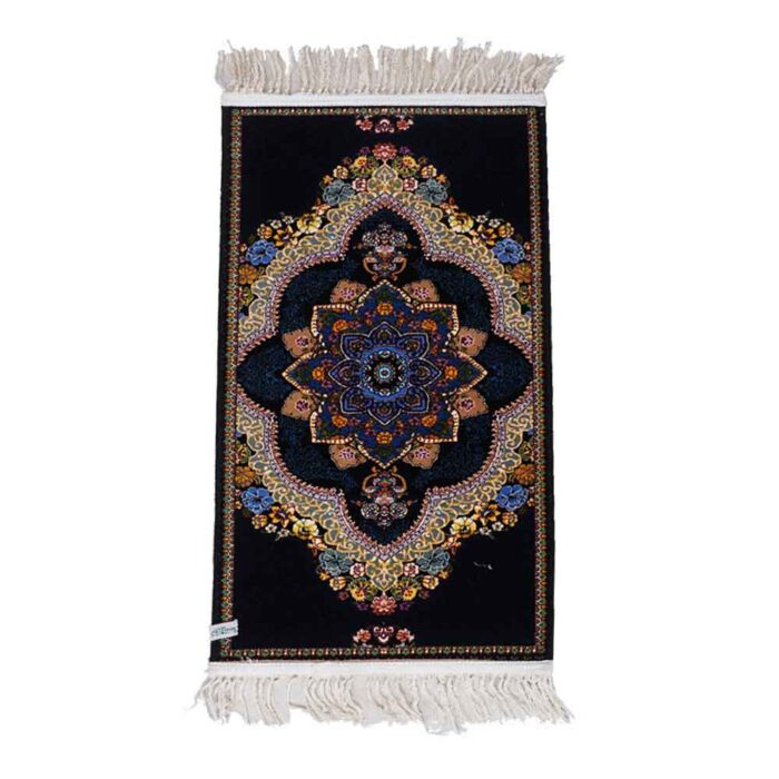 Oriental Woollen Carpet (1.5' x 3.5' Ft) - Image 2