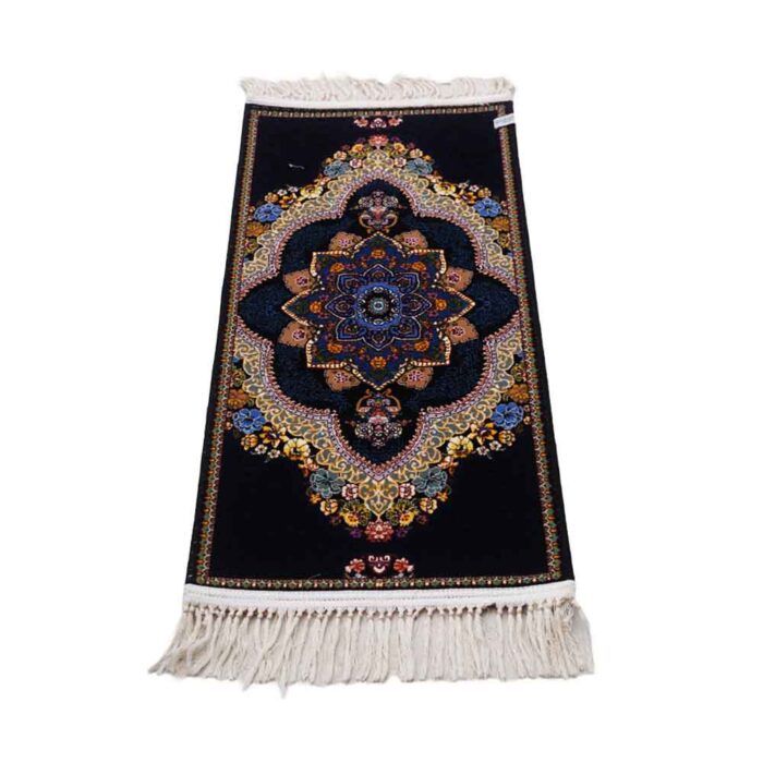 Oriental Woollen Carpet (1.5' x 3.5' Ft) - Image 3