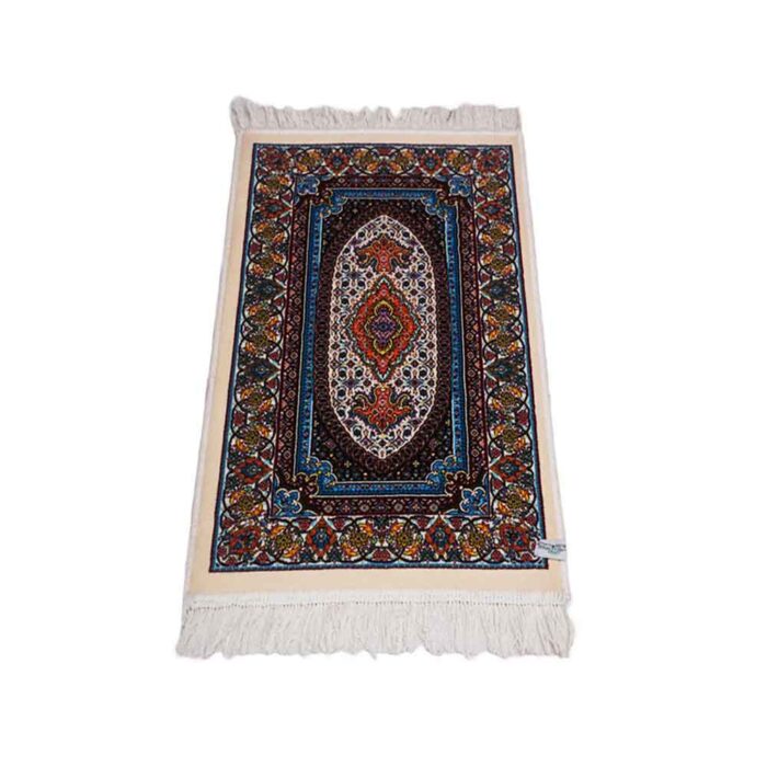 Oriental Woollen Carpet (1.5' x 3' Ft) - Image 3