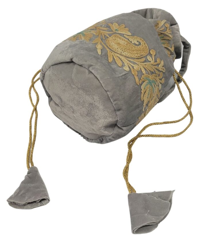 Potli Velvet - Image 2