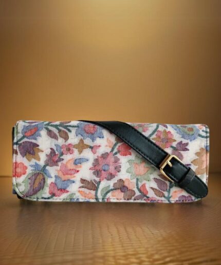 Clutch Kani Leather