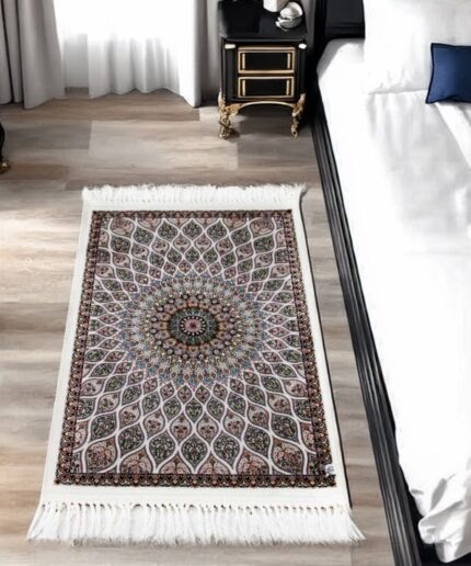 Oriental Woollen Carpet (2' x 3' Ft.)