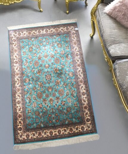 Carpet Floral Silk (2.5' x 4’ft)