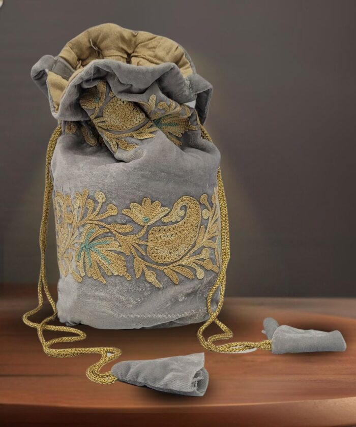 Potli Velvet - Image 1