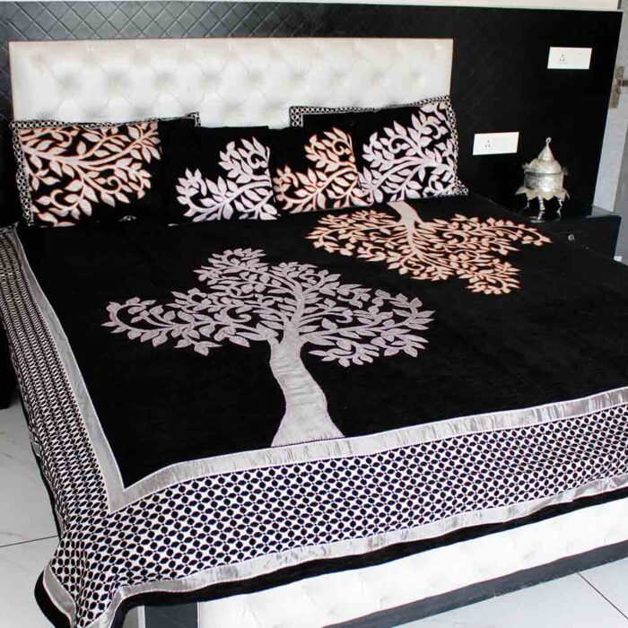 Velvet Bed Cover Set - Image 1