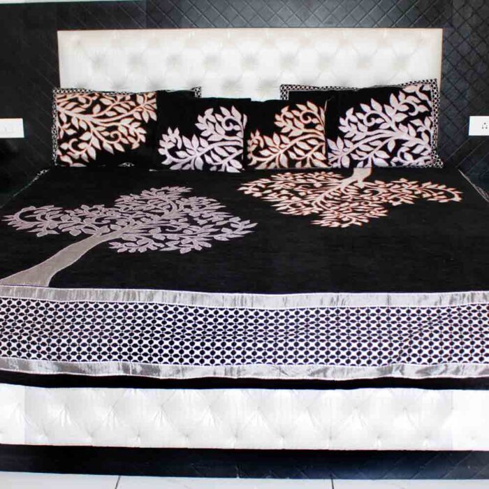 Velvet Bed Cover Set - Image 2