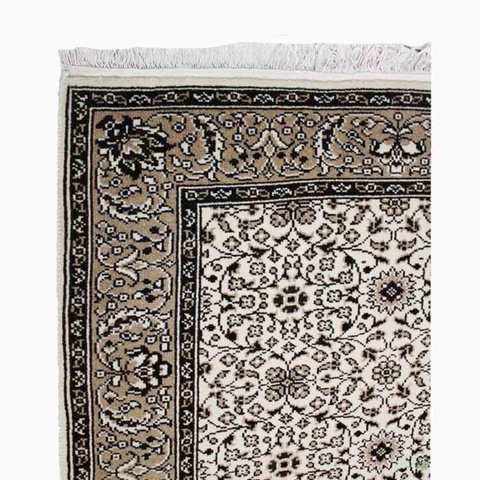 Oriental HM Woollen Carpet (4' x 6' Ft.) - Image 2