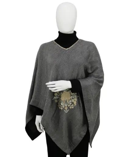 Poncho Aari