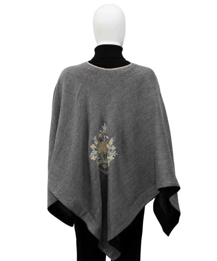 Poncho Aari - Image 5