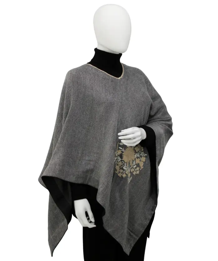 Poncho Aari - Image 2