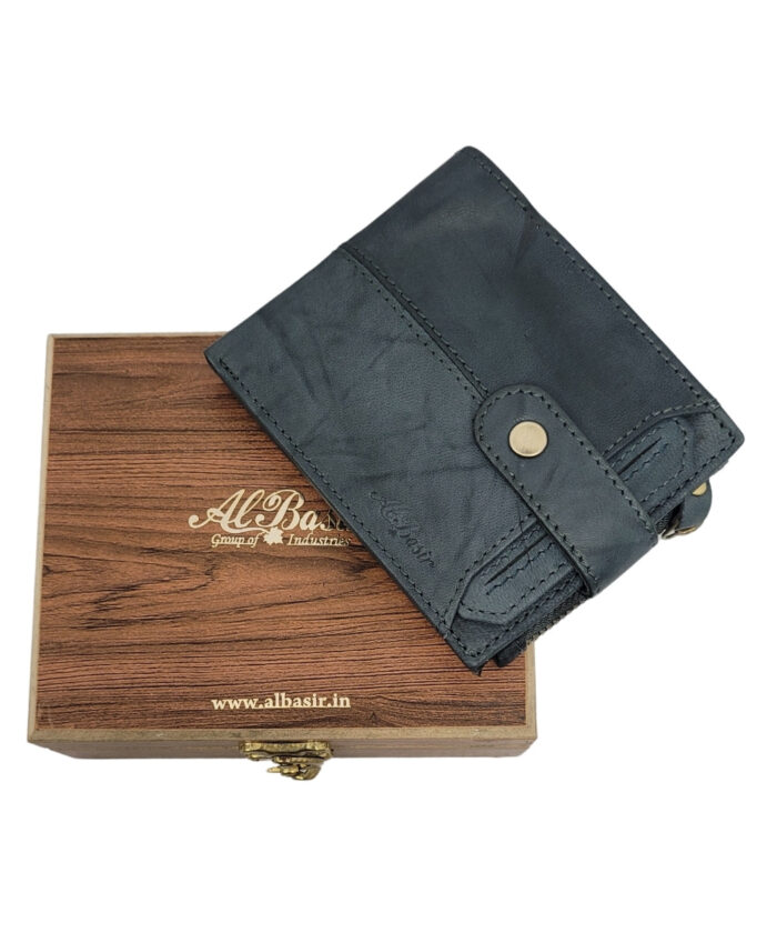 Wallet Bifold Leather - Image 8