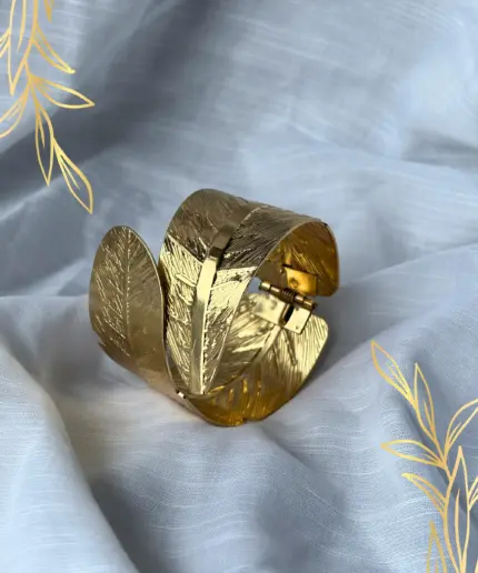 Bracelet Leaf Cuff