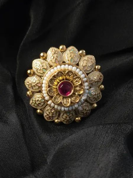 Ring Floral Meena