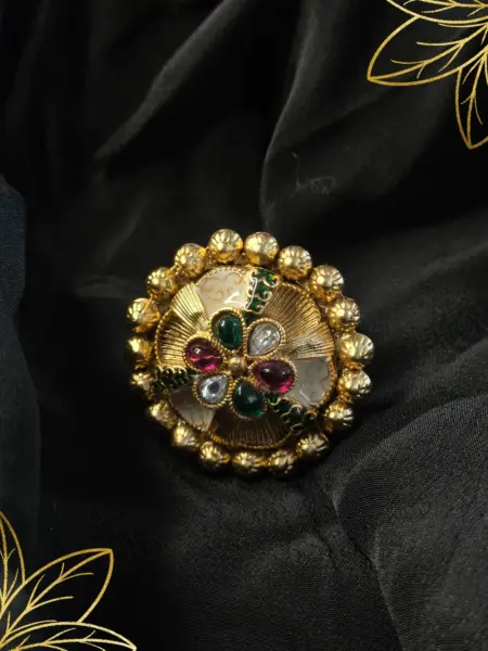Ring Stone Studded
