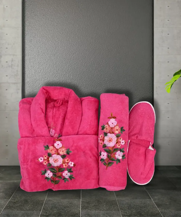 Bathrobe Set Emboridered - Image 5