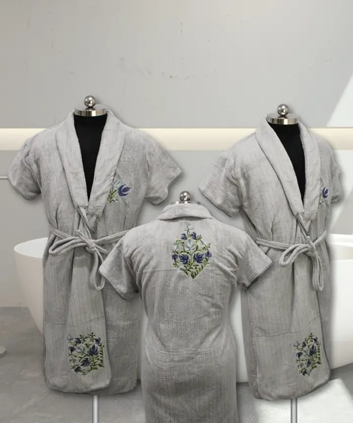 Bathrobe Set Emboridered - Image 3