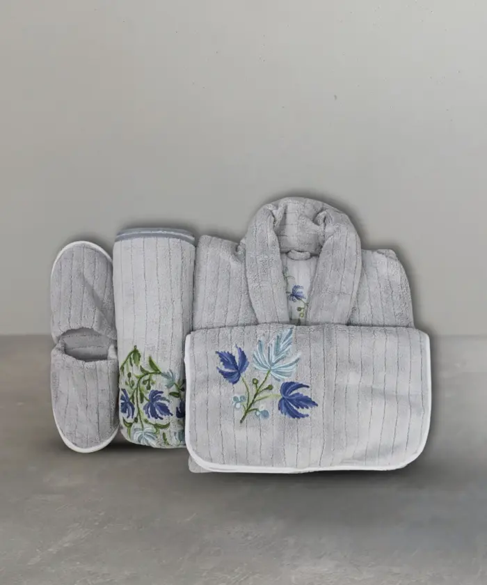 Bathrobe Set Emboridered - Image 5