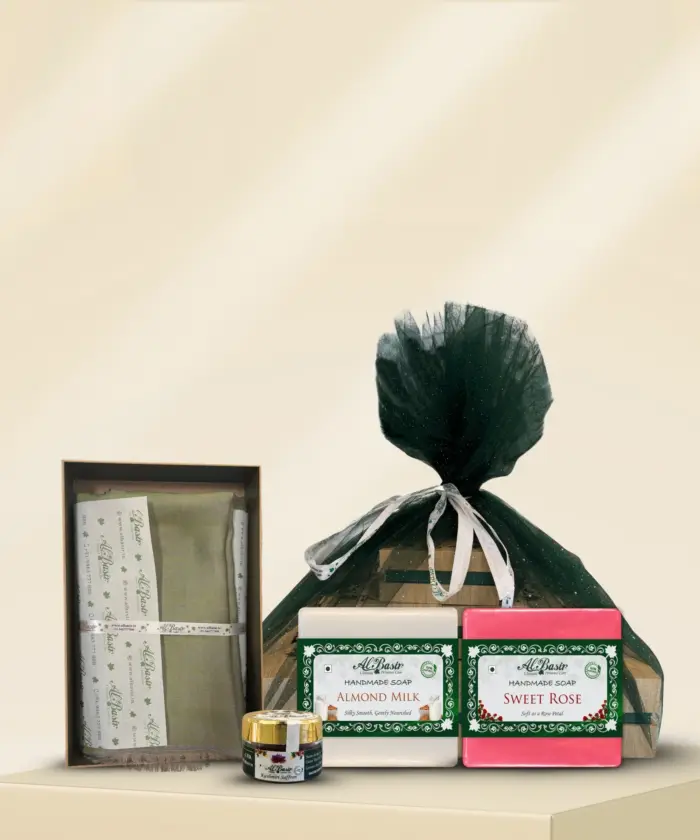 Festive Gift Hamper - Image 1